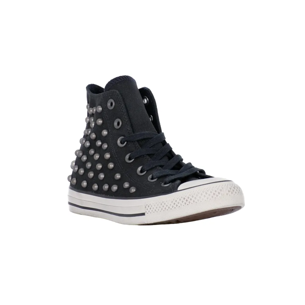 Converse Distressed with Studs 160958C black