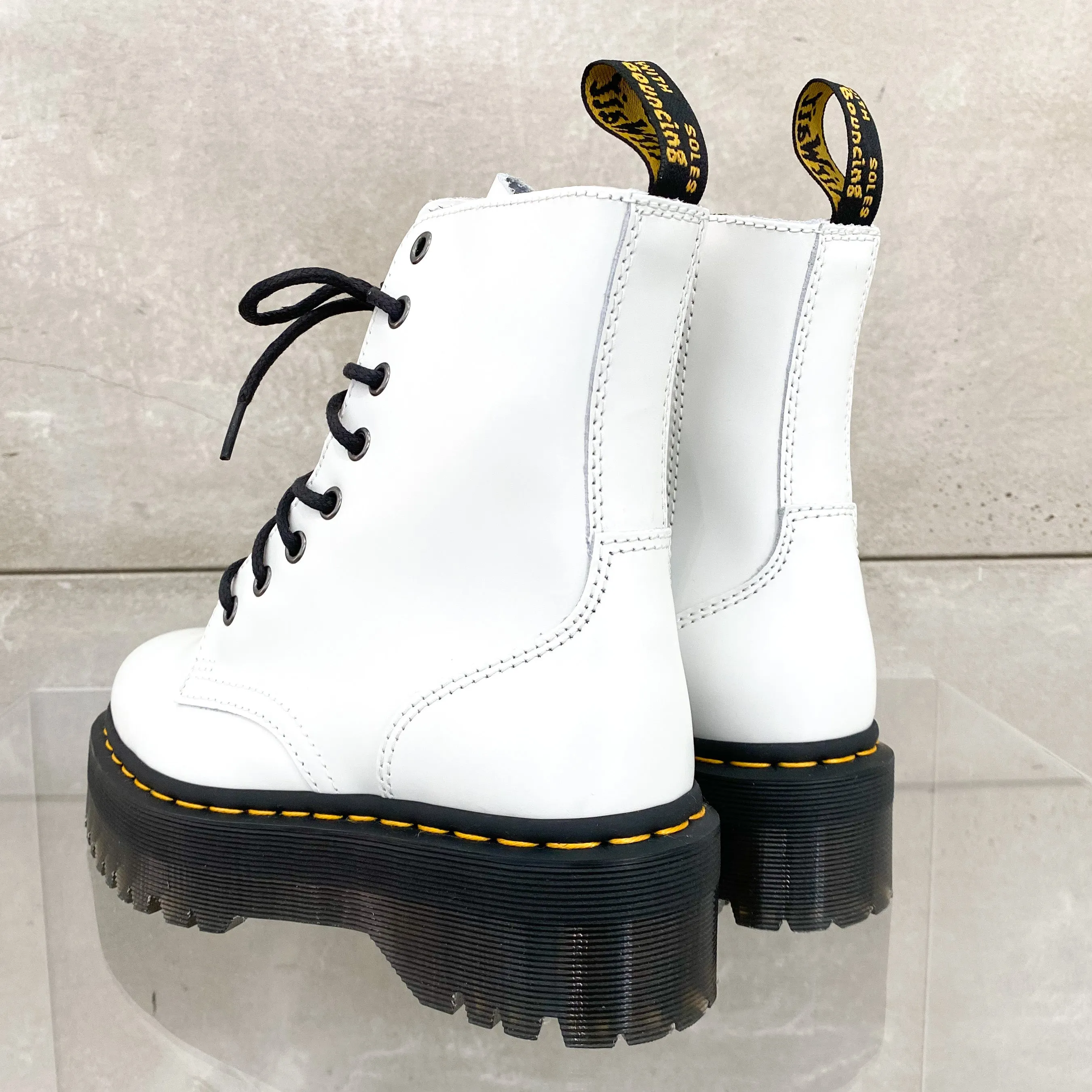 Dr.Martens Jadon White