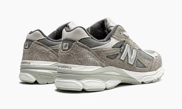 New Balance 990v3 Levi's Elephant Skin