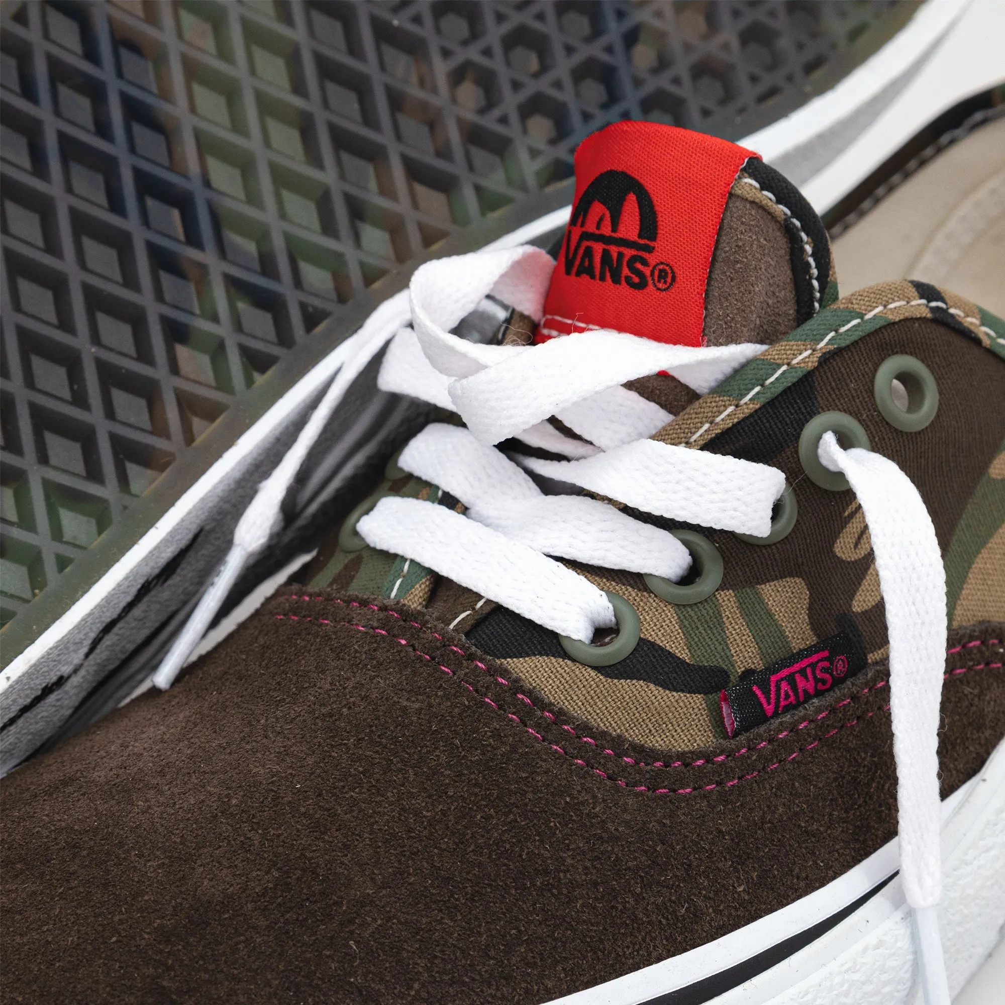 Vans x Aape | Authentic Bolt | Aape Camo | VN00BWCCMA.CAMO